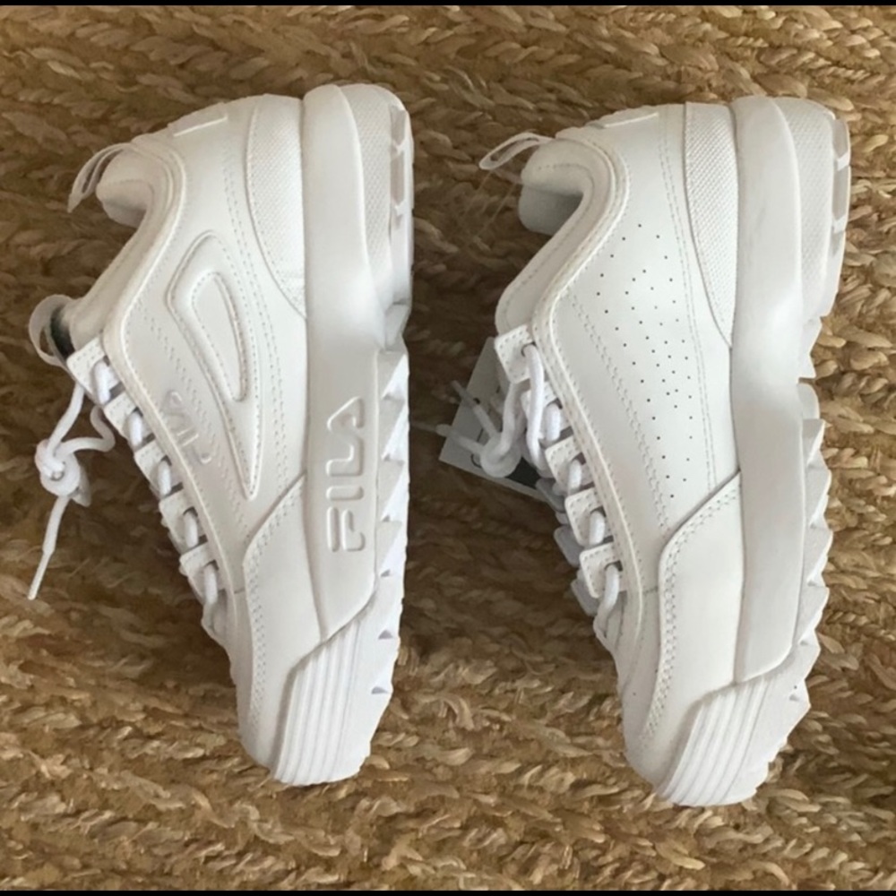 UO x Fila Disruptor 2 Premium Mono - Picture 4 of 8